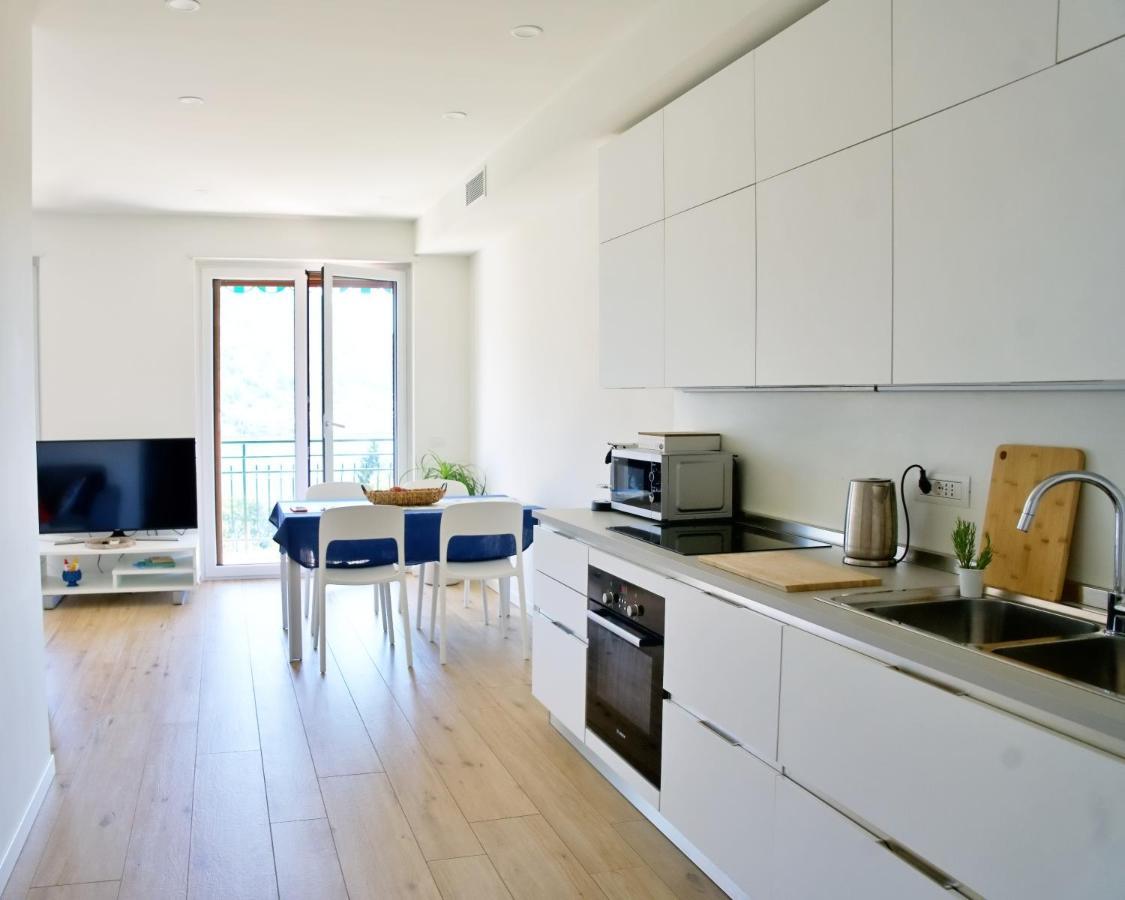 The Blue - Lake / City View Modern Apt Near Villa Olmo Como Exterior foto